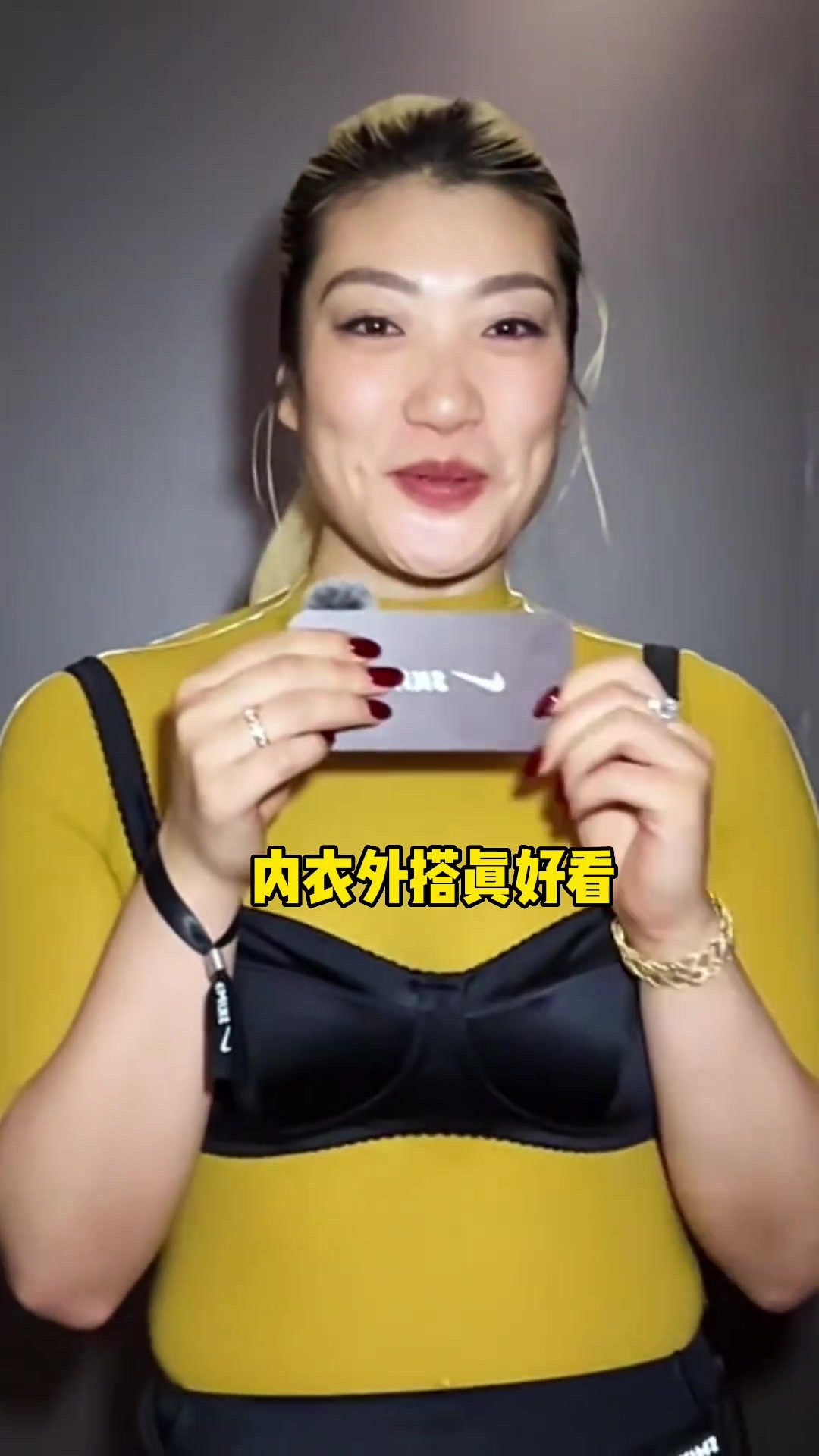 长得好看,打球更狠——李梦这身材放在亚洲锋线就是无解错位